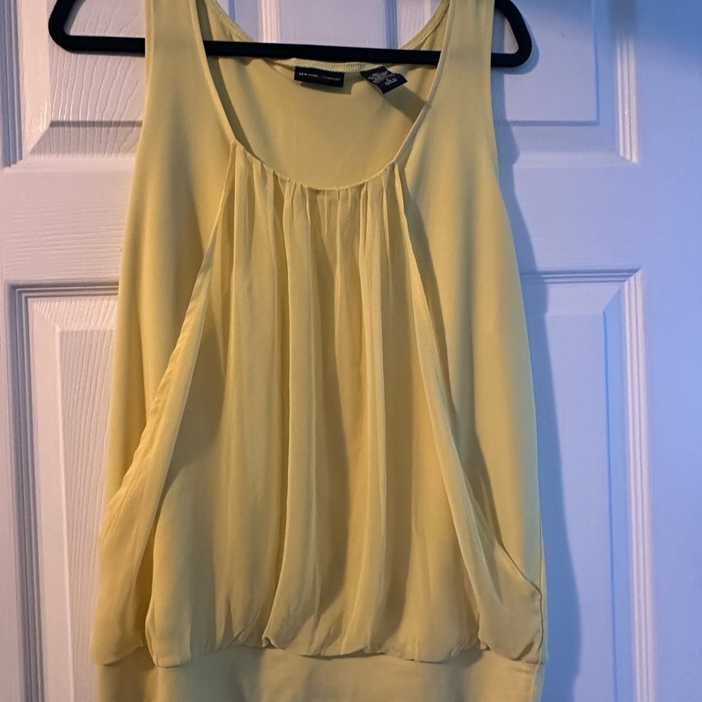 New York & Company Light Yellow Tank Top